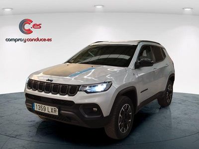 Usado Jeep Compass Trailhawk 240 CV (176 kW) 2022 Gris / plata SUV