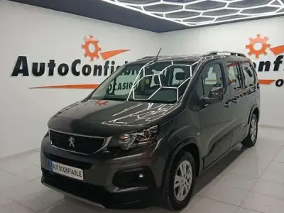 Usado Peugeot Rifter Access 99 CV (72 kW) 2019 Gris Monovolumen