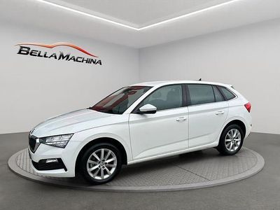 Usado Skoda Scala Ambition 110 CV (80 kW) 2021 Blanco Utilitario