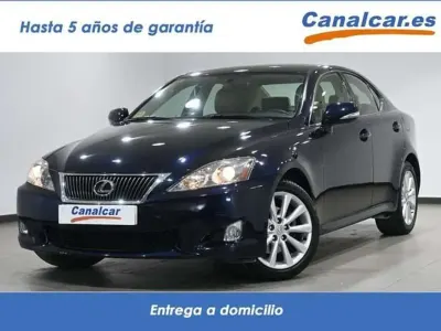 Usado Lexus IS220d Luxury Line 177 CV (130 kW) 2010 Azul Berlina