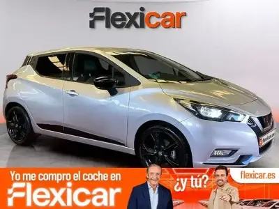 Usado Nissan Micra 92 CV (67 kW) 2022 Gris Utilitario