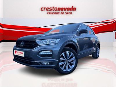 Usado VW T-Roc Advance 110 CV (80 kW) 2021 Gris SUV