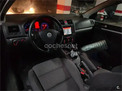 Usado VW Golf IV Sportline 102 CV (75 kW) 2005 Negro Berlina