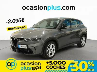 Usado Alfa Romeo Tonale Sprint 130 CV (95 kW) 2022 Gris SUV