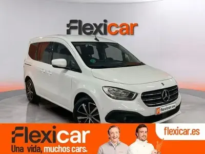 Usado Mercedes T180 116 CV (85 kW) 2023 Blanco Monovolumen