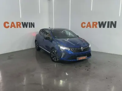 Usado Renault Clio Techno 99 CV (72 kW) 2025 Azul Utilitario