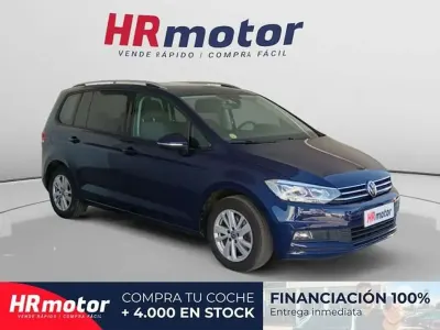 Usado VW Touran Advance 151 CV (111 kW) 2022 Gris Monovolumen
