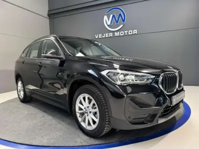 Käytetty BMW X1 Sport Line 116 HP (85 kW) 2022 Musta Katumaasturi