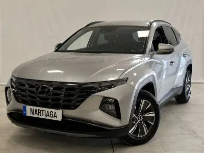 Usado Hyundai Tucson 230 CV (169 kW) 2023 Gris / plata SUV