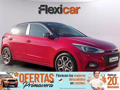 Usado Hyundai i20 100 CV (73 kW) 2020 Rojo Utilitario