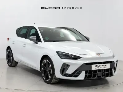 Usado Cupra Leon 150 CV (110 kW) 2024 Blanco Berlina
