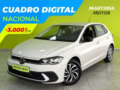 Usado VW Polo Life 95 CV (69 kW) 2023 Beige Utilitario