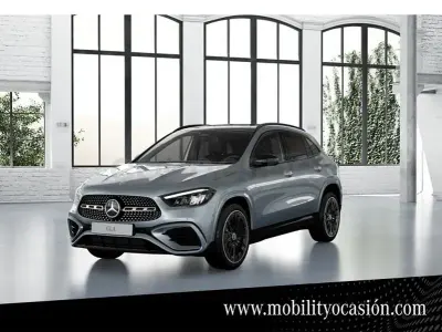 Usado Mercedes GLA200 163 CV (119 kW) 2025 Gris / plata SUV