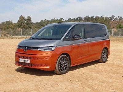 Usado VW Multivan Life 150 CV (110 kW) 2024 Naranja Van