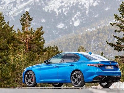 Usado Alfa Romeo Giulia Veloce 280 CV (205 kW) 2023 Azul Berlina