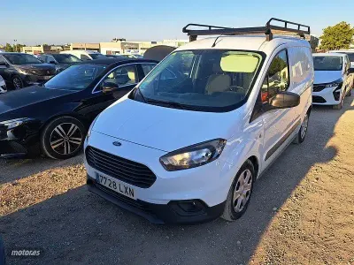 Usado Ford Transit Courier Trend 100 CV (73 kW) 2022 Blanco Van