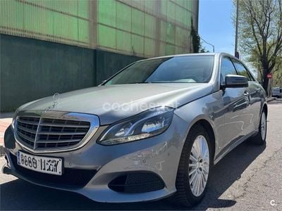 Usado Mercedes E350 Elegance 252 CV (185 kW) 2013 Gris / plata Berlina