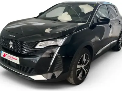 Usado Peugeot 3008 GT 130 CV (95 kW) 2023 Negro SUV