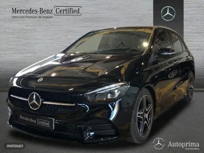 Usado Mercedes B200 AMG line 150 CV (110 kW) 2021 Negro Utilitario