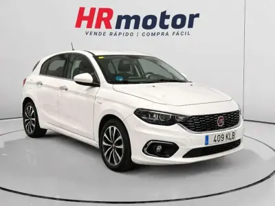 Używany Fiat Tipo Lounge 120 KM (88 kW) 2018 Biały Hatchback