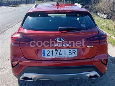 Usado Kia XCeed 136 CV (100 kW) 2021 Rojo SUV