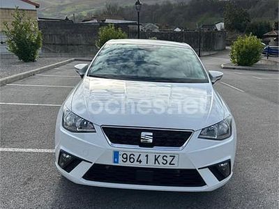 Usado Seat Ibiza Style Plus 95 CV (69 kW) 2019 Blanco Utilitario