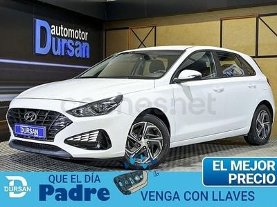 Usado Hyundai i30 116 CV (85 kW) 2021 Blanco Berlina