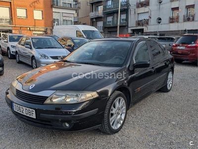 Negro Usado 2004 Renault Laguna II Dynamique Berlina | 1800 € (Super precio)