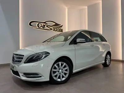 Usado Mercedes B180 109 CV (80 kW) 2012 Blanco Utilitario
