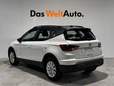 Blanco Usado 2024 Seat Arona Style SUV | 21.490 € (Un poco caro)