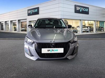 Usado Peugeot 208 Active 100 CV (73 kW) 2025 Gris Utilitario