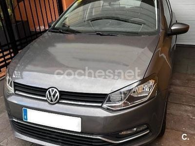 Usado VW Polo 75 CV (55 kW) 2014 Negro Berlina