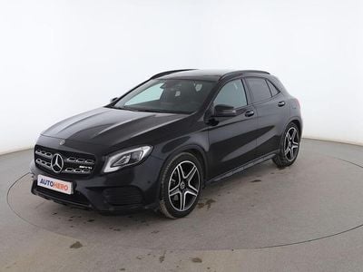 Mercedes GLA220