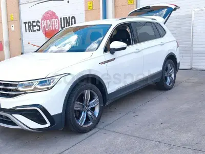 Usado VW Tiguan Allspace Life 150 CV (110 kW) 2022 Blanco SUV