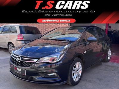 Usado Opel Astra Excellence 110 CV (80 kW) 2016 Negro Berlina