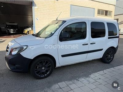 Usado Mercedes Citan 111 110 CV (80 kW) 2019 Blanco Familiar