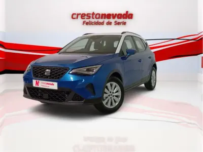 Usado Seat Arona Style 110 CV (80 kW) 2024 Azul SUV