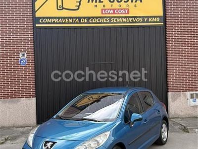 Usado Peugeot 207 90 CV (66 kW) 2007 Azul Berlina