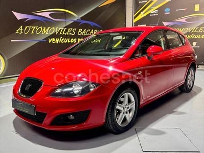 Usado Seat Leon Copa 90 CV (66 kW) 2011 Rojo Berlina