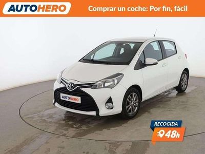 Blanco Usado 2015 Toyota Yaris City Utilitario | 9799 € (Precio justo)