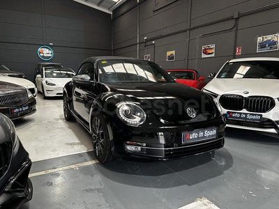 Usado VW Beetle Design 105 CV (77 kW) 2015 Negro Utilitario