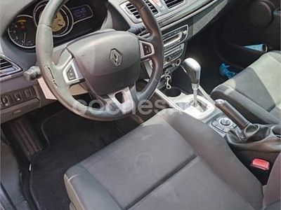 Usado Renault Mégane III Dynamique 110 CV (80 kW) 2011 Negro Berlina