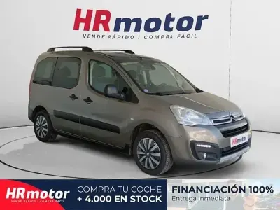 Usado Citroën Berlingo 110 CV (80 kW) 2017 Marrón Monovolumen