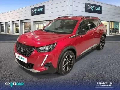 Usado Peugeot 2008 Allure 131 CV (96 kW) 2022 Rojo SUV