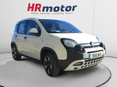 Usado Fiat Panda Cross Cross 70 CV (51 kW) 2023 Blanco Utilitario