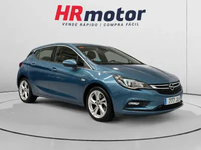Usado Opel Astra 110 CV (80 kW) 2016