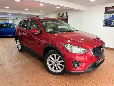 Usado Mazda CX-5 Luxury 175 CV (128 kW) 2014 Granate SUV