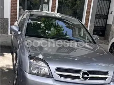 Usado Opel Vectra GTS Elegance 177 CV (130 kW) 2004 Gris / plata Berlina
