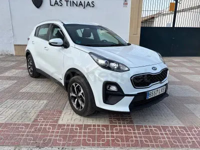 Usado Kia Sportage 136 CV (100 kW) 2022 Blanco SUV