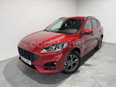 Rojo Usado 2022 Ford Kuga ST-Line SUV | 30.500 € (Caro)